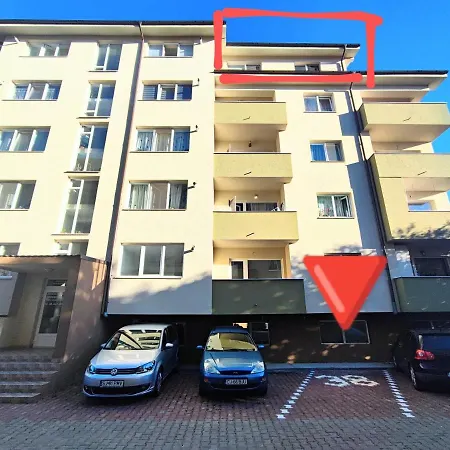 아파트 Quiet And Cozy 2 Bedroom Flat With Free Parking Included